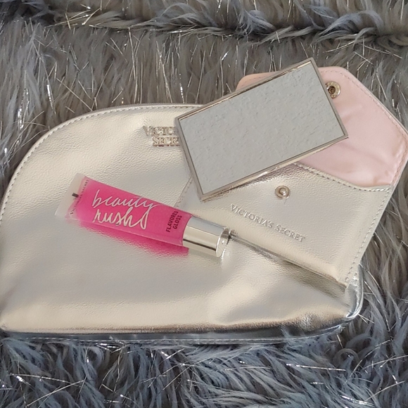 Victoria's Secret Other - Victoria Secret Makeup Bag Bundle
